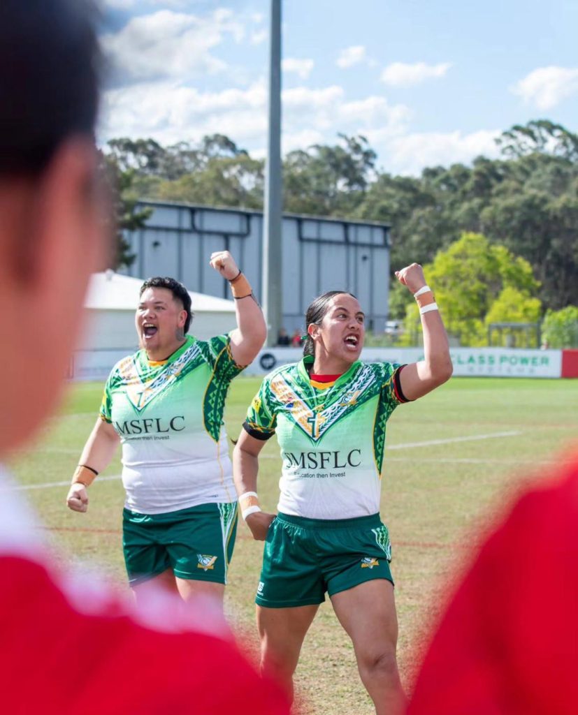 Two Moana players lead the pe'e